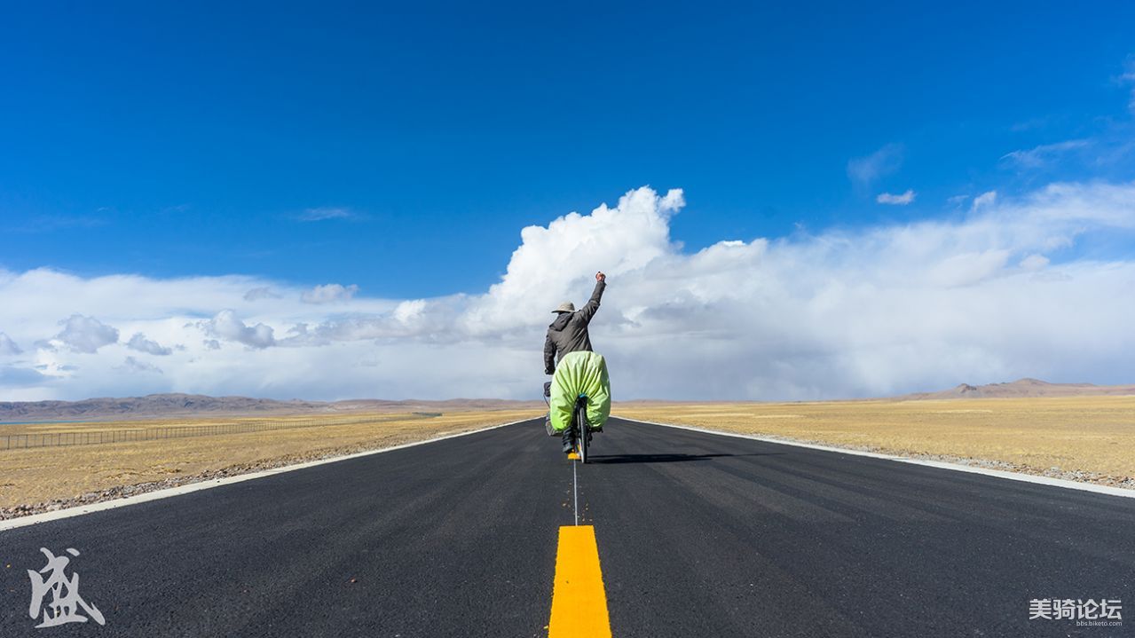 一个人的公路,去双湖的路刚刚修好.