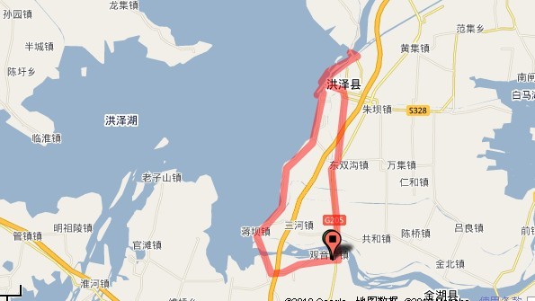 洪泽湖周边的路也就这一段大堤修得最完美.