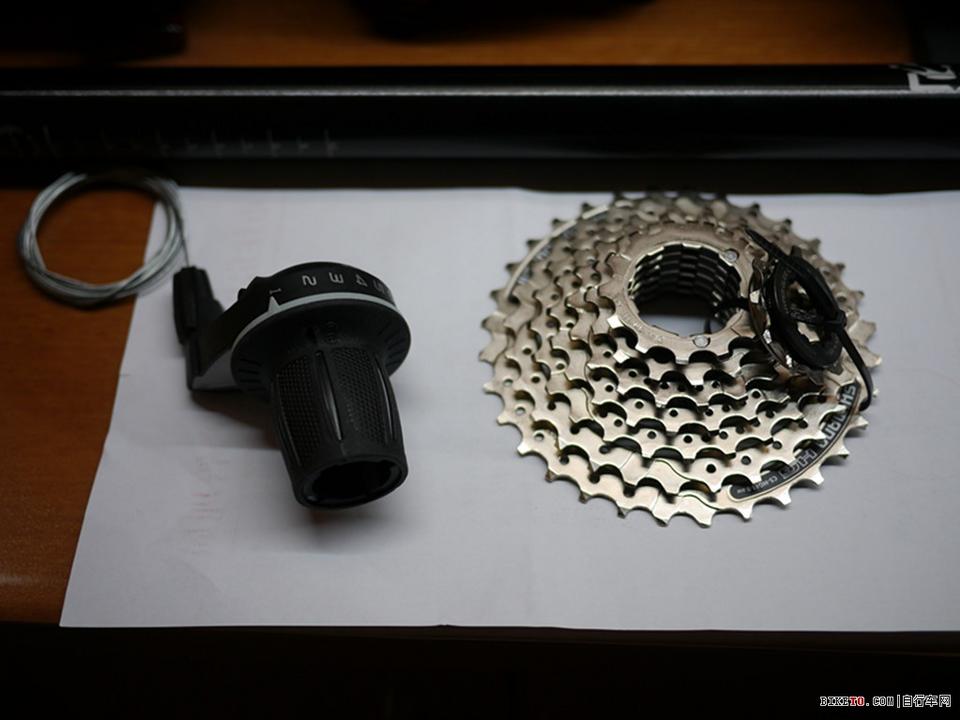 福州转让99新p8拆车飞轮转把,d7牙盘中轴,大行原装尾包