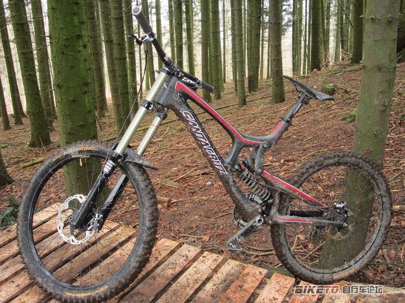 版块导航 69 装备探讨 69 山地车 69 求santacruz同好,v10.