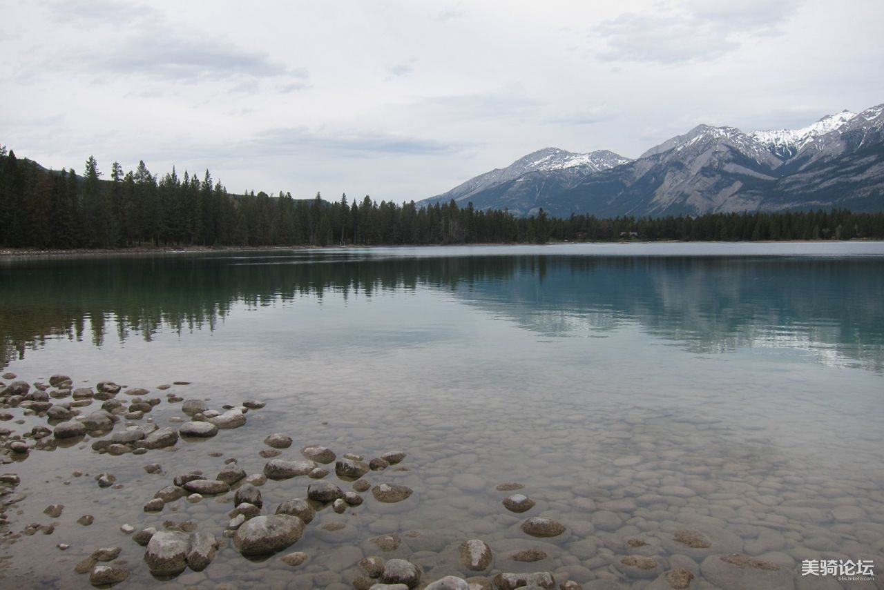 cycling plan on the "cyclists paradise road"--the highest paved