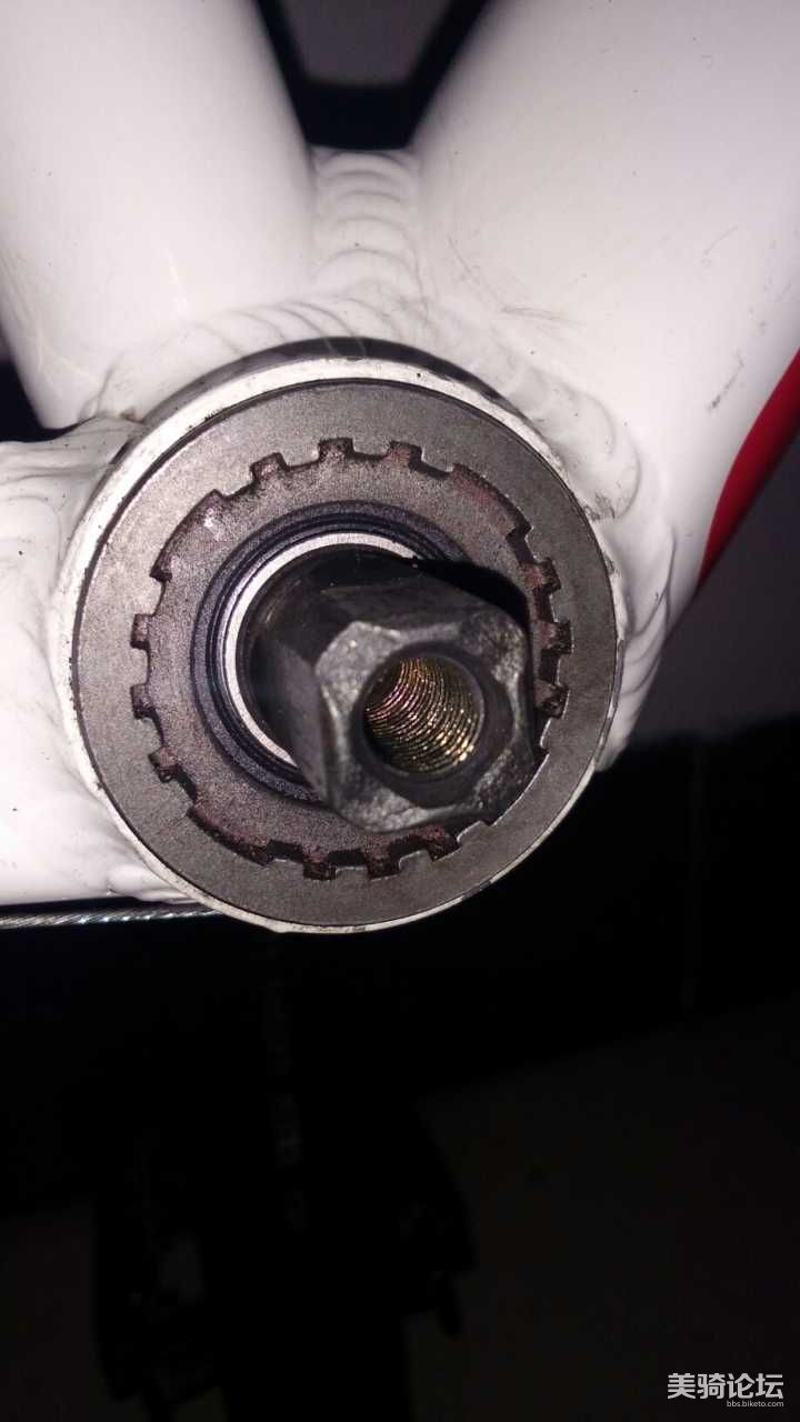 方孔中轴内螺纹滑丝 怎么办?